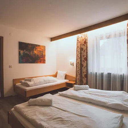 Philipop-up Hostel